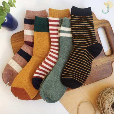 جوراب ساقدار پشمی زنانه طرحدار برند COCO & HANA