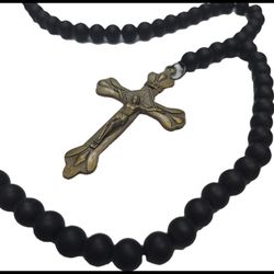 گردنبند سنگی طرح صلیب