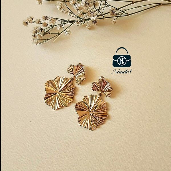 گوشواره طرح برگ