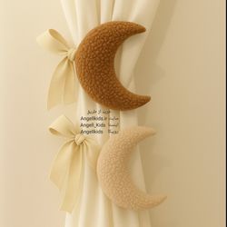 آویز پرده ماه