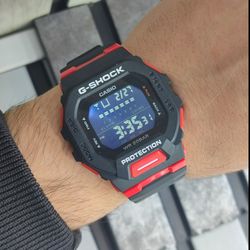 ساعت مچی دیجیتالی جیشاک GBDبا بند مشکی و قرمز