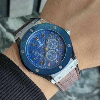 ساعت مچی عقربه ای مردانه هابلوت بند چرم قفل کلیپسی مدل 78930