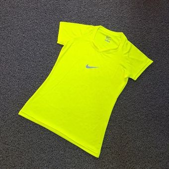 تیشرت زنانه نایک فلامنت ورزشی کد 320-0517