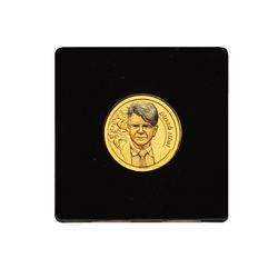 سکه یادبود به عیار 995 برند پرنیا طرح استاد شجریان