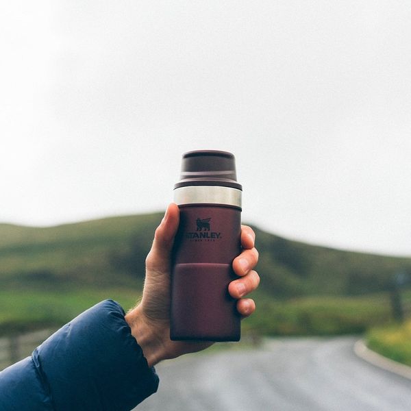 ماگ سفری استنلی مدل one hand گنجایش 0.25 لیتر