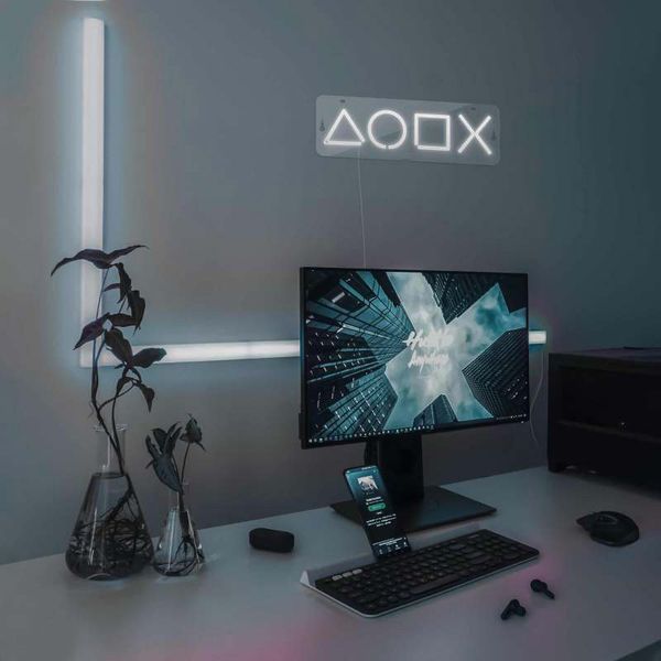 چراغ نئونی دیواری آرن تیم طرح آیکون دسته پلی استیشن کد3