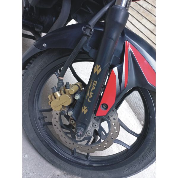 برچسب موتورسیکلت لیزارد مدل اسپورت کد LZD-1032 بسته دو عددی