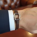 دستبند چرم طبیعی مردانه بند باریک برسانو مدل آریانا کد 4622