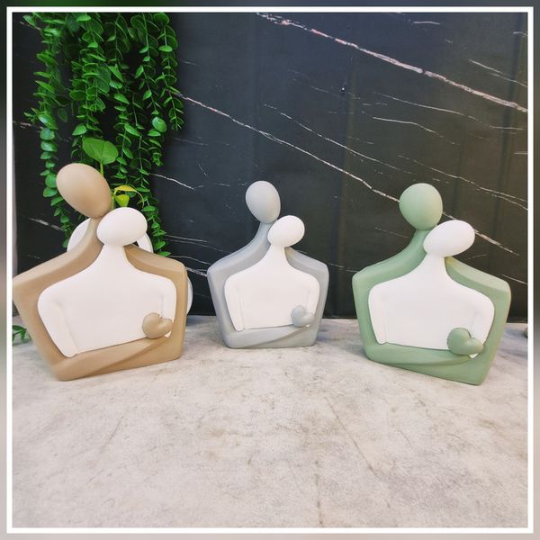 مجسمه سنگی مدل آغوش