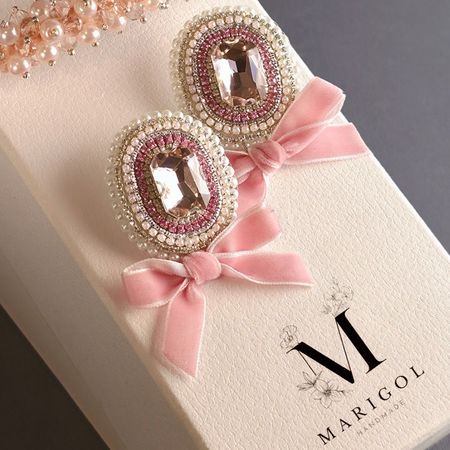 گوشواره پینکی