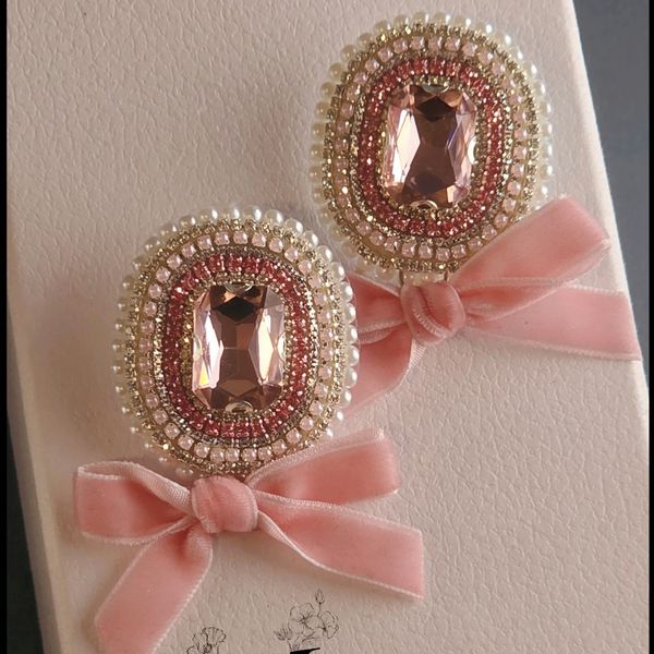 گوشواره پینکی