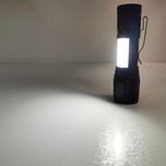 چراغ قوه دستی مدل شارژی با نور مهتابی