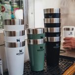 ماگ سفری استنلی مدل ADVENTURE STACKING BEER PINT کد F2022 گنجایش 0.47 لیتر