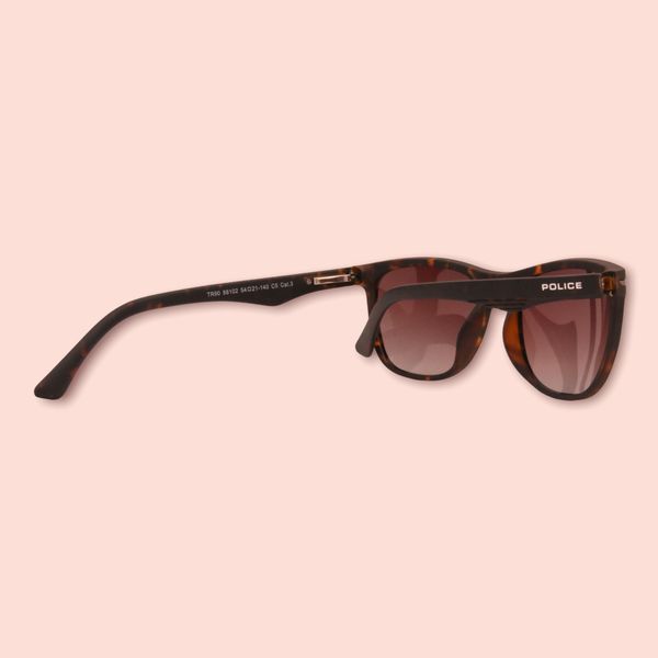 عینک آفتابی پلیس مدل 88102C5 Light Edition