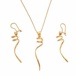 نیم ست طلا 18 عیار زنانه مدل 01