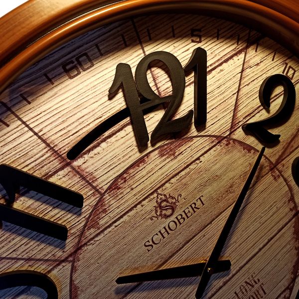 ساعت دیواری شوبرت مدل 6428*823