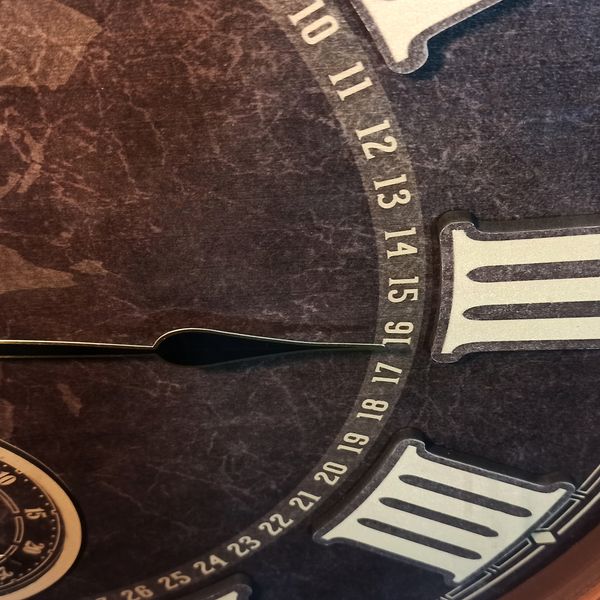 ساعت دیواری شوبرت مدل 6774*368