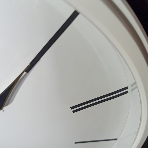 ساعت دیواری گارنت مدل 5001*605