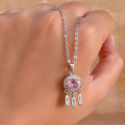 گردنبند با نگین صورتی