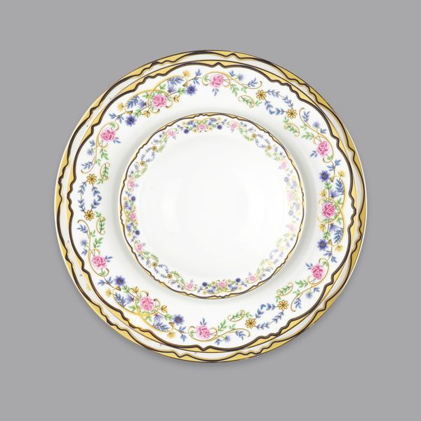 سرویس غذاخوری 102 پارچه 12 نفر چینی زرین ایران مدل گلستان سری ایتالیا اف درجه عالی