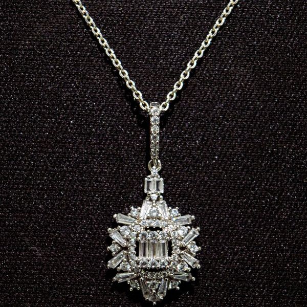 نیم ست نقره زنانه مدل DRG-EMN01