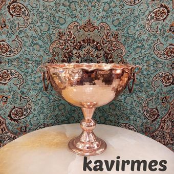 کاسه جام چکشی مسی داخل قرمز تک پایه سایز 3