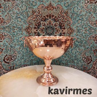 کاسه جام چکشی مسی داخل قرمز تک پایه سایز 2