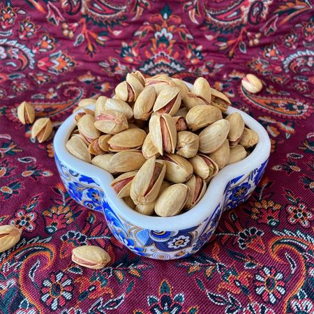 پسته اکبری دست چین