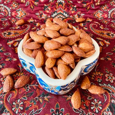 مغز بادام شور خارجی