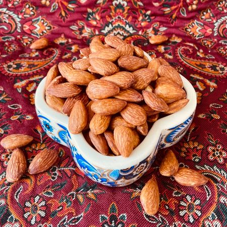 مغز بادام شور خارجی