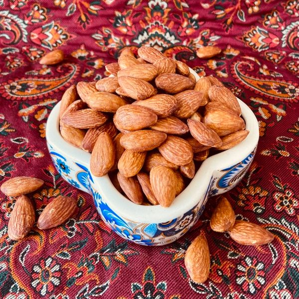 مغز بادام شور خارجی