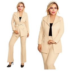 کت شلوار کرم چهار دکمه کمر دار کد(99911)