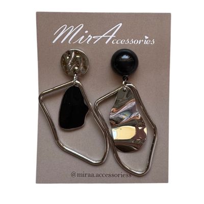 گوشواره دفرمه مشکی نقره ای