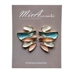 گوشواره آبرنگی ساحل