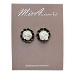 گوشواره گل سفید مشکی