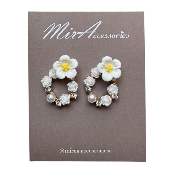 گوشواره شکوفه سفید مدل 2