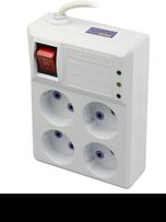 محافظ ولتاژ و چندراهی برق پیکو مدل PE04