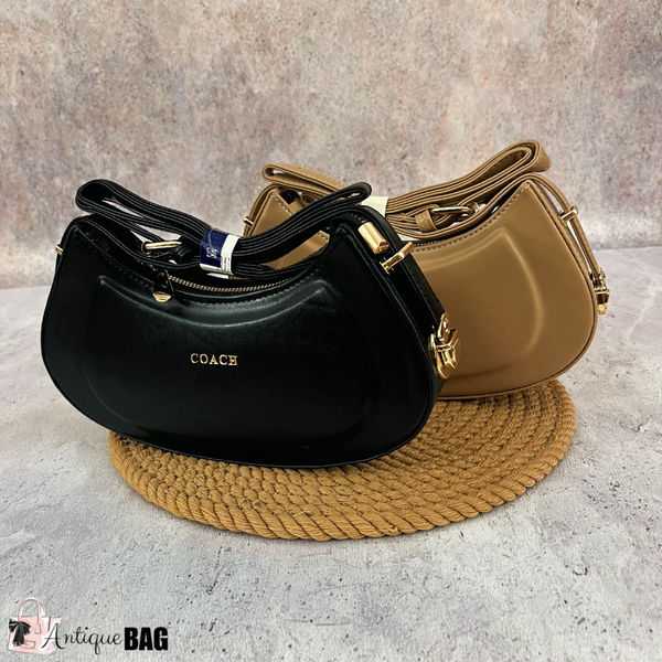 کیف دوشی زنانه COACH - code 1130