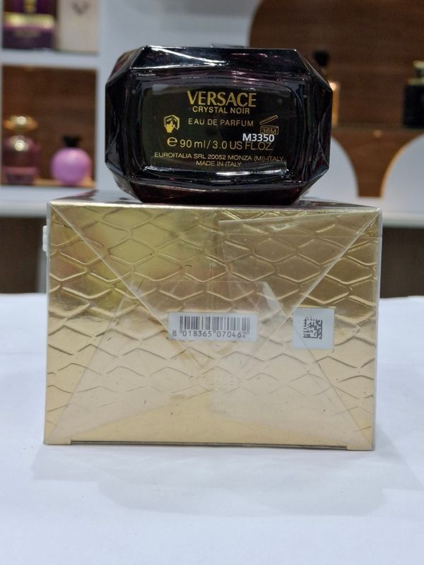 ادکلن ورساچه کریستال نویر ادو پرفیوم های کپی  |  VERSACE - Crystal Noir