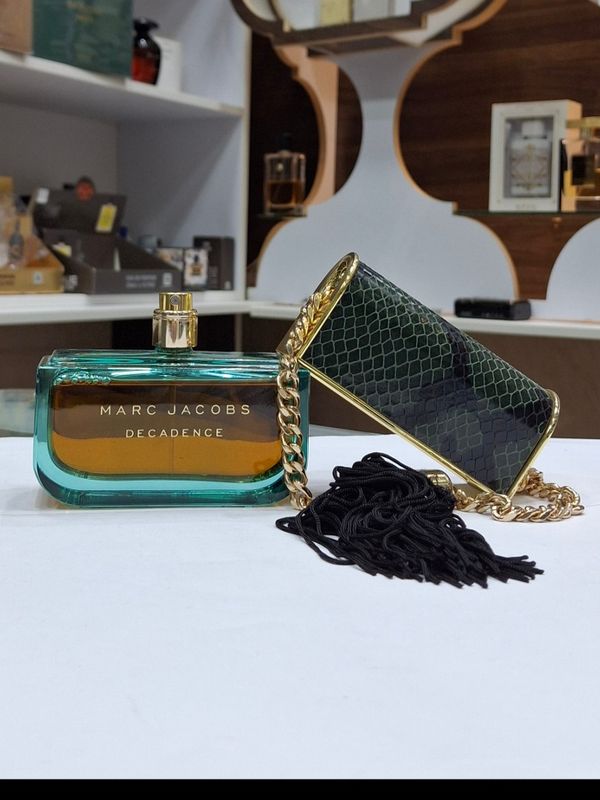 عطر ادکلن مارک جاکوبز دکادنس های کپی | Marc Jacobs Decadence