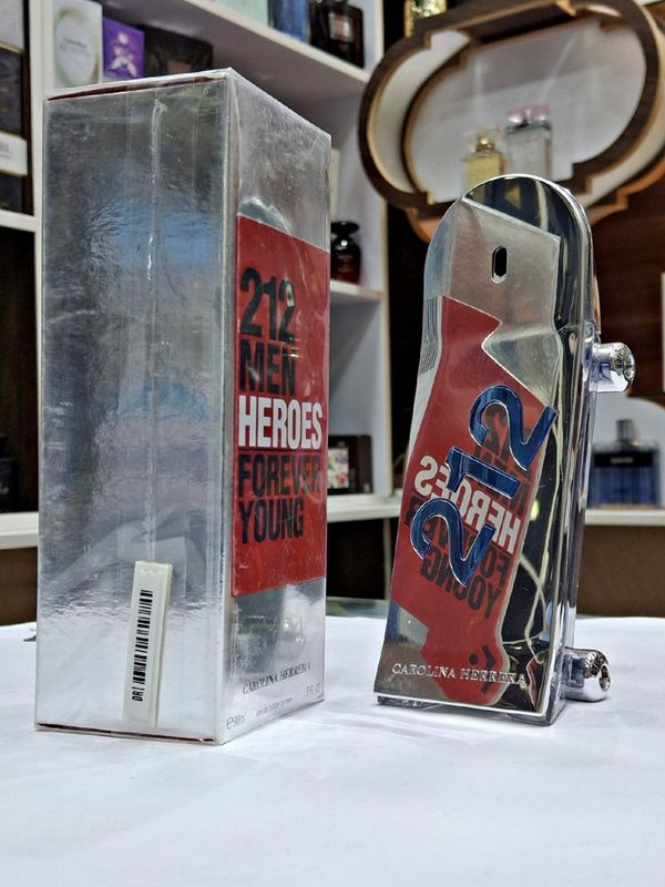 ادکلن کارولینا هررا 212 مردانه هیروز های کپی | Carolina Herrera 212 Men Heroes