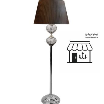 آباژور ایستاده کنارسالنی مدرن و ترند