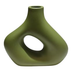 گلدان بتنی مدل دفرمه 01