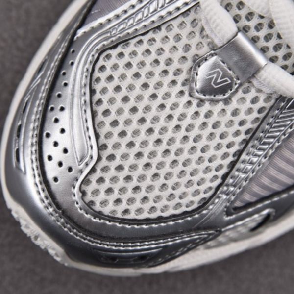 کفش نیوبالانس 1906r نقره ای newbalance 1906