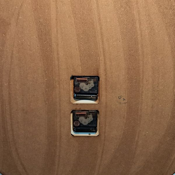 ساعت دیواری گارنت مدل 5222*810