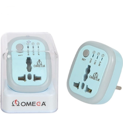 مبدل برق 3 به 2 تایمردار امگا مدل M100 محافظ دار با نوار نورانی