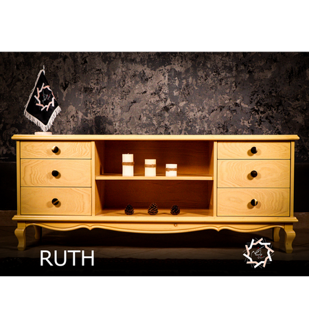 RUTH(روث)