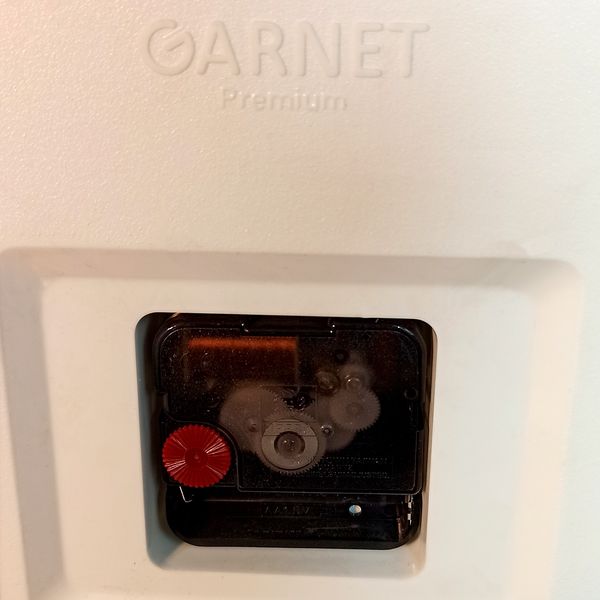 ساعت دیواری مدل گارنت کد 5020QN