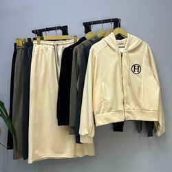 ست دوتیکه سویشرت و دامن برند هرمس 34083