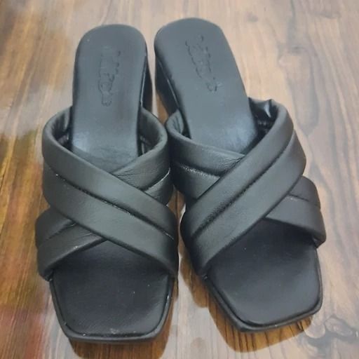 صندل پاشنه دار زنانه مدل ریما